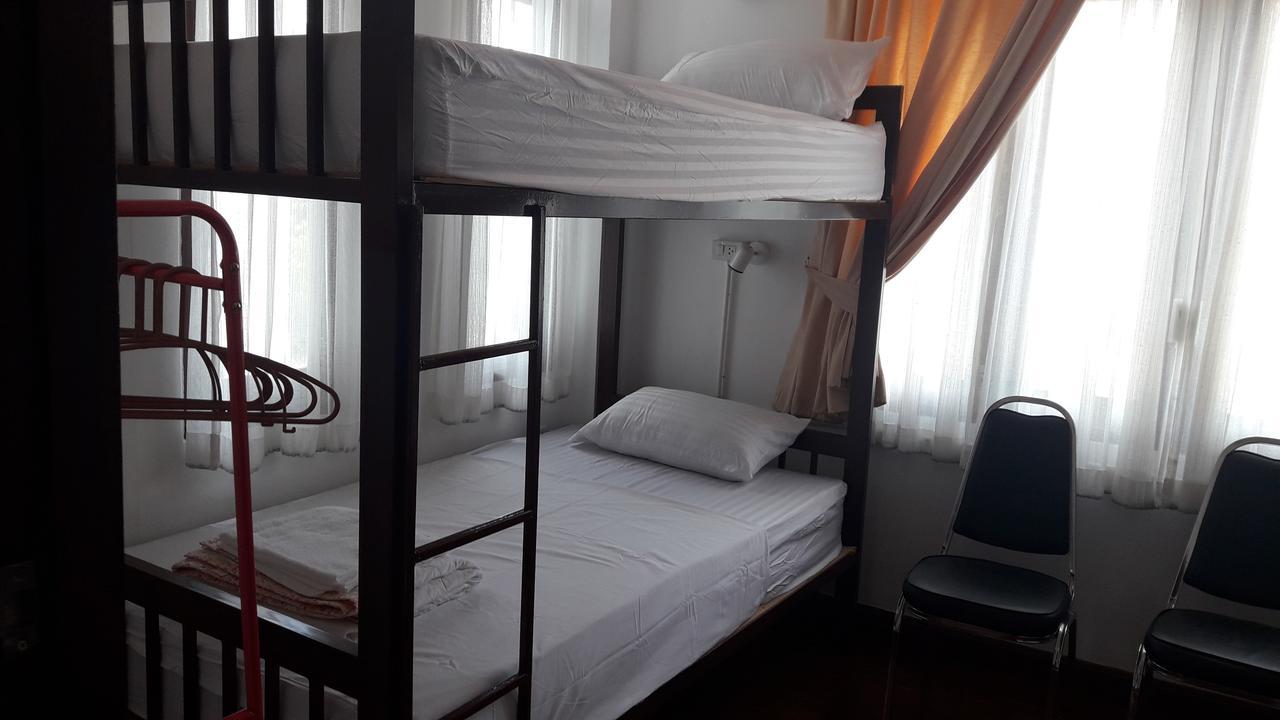 Vanilla & Bar Hostel